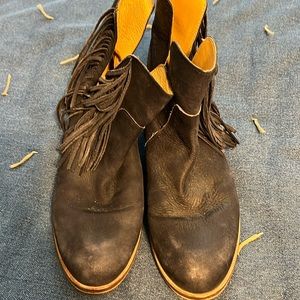 Rustic slide on boots